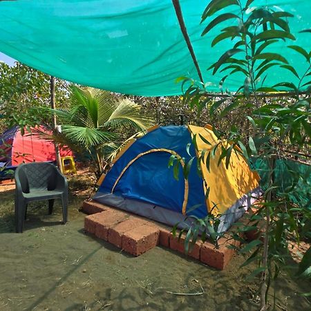 Sea Touch Beach Resort Harihareshwar Екстериор снимка