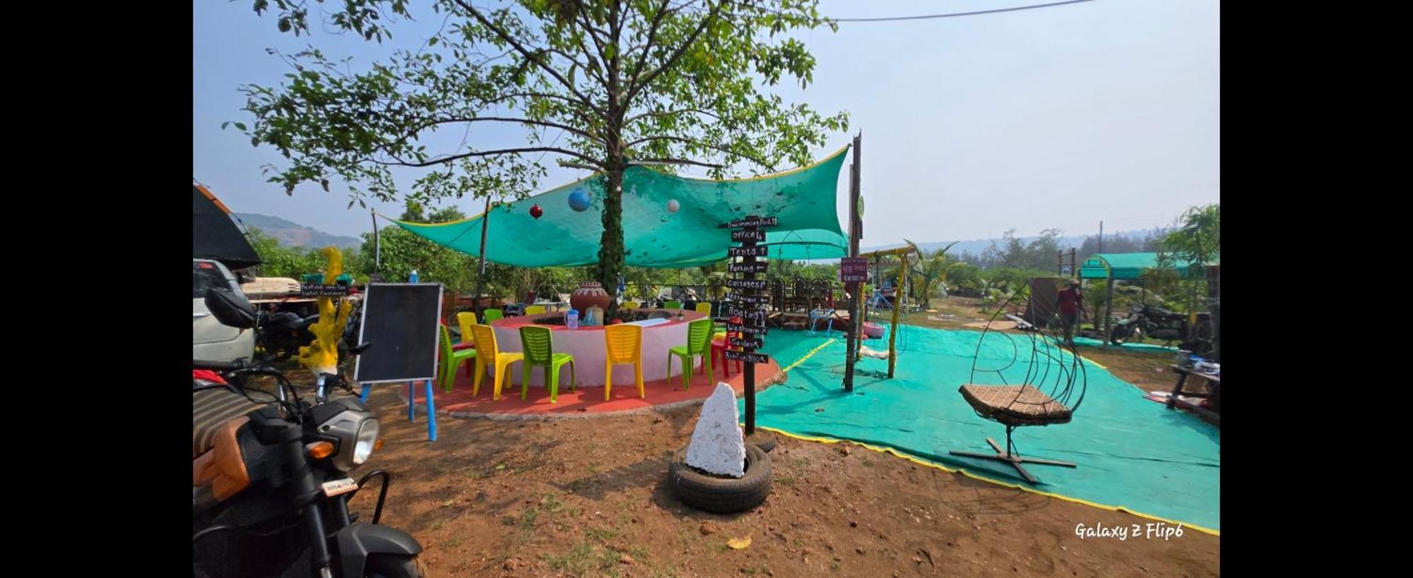 Sea Touch Beach Resort Harihareshwar Екстериор снимка