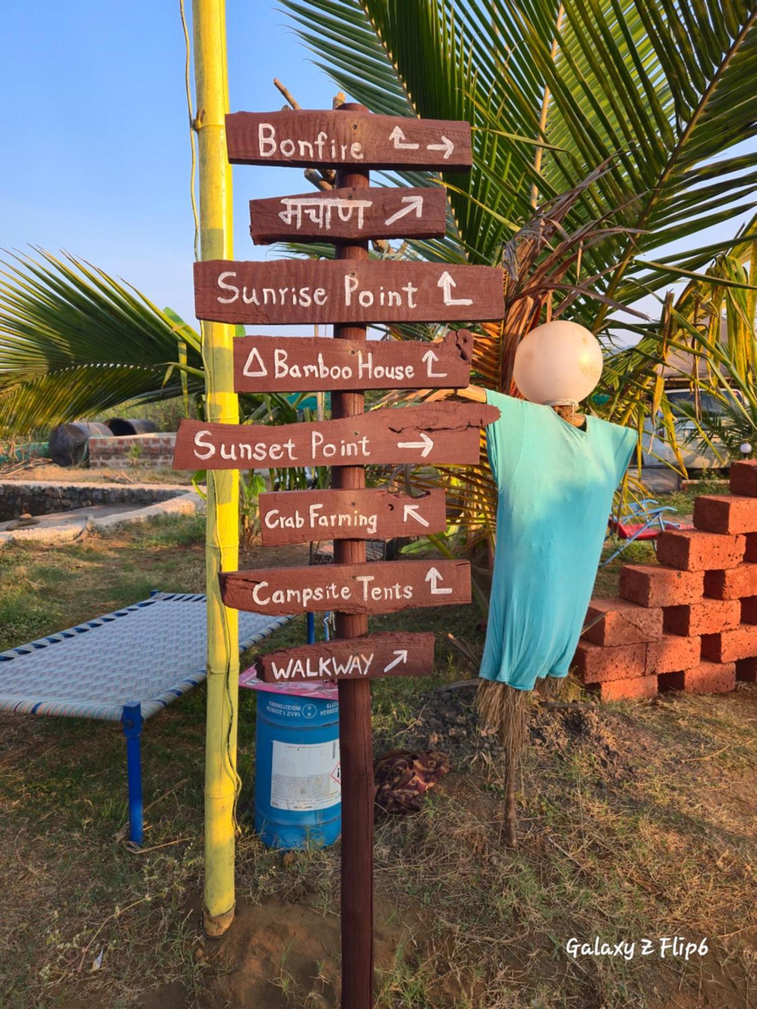 Sea Touch Beach Resort Harihareshwar Екстериор снимка