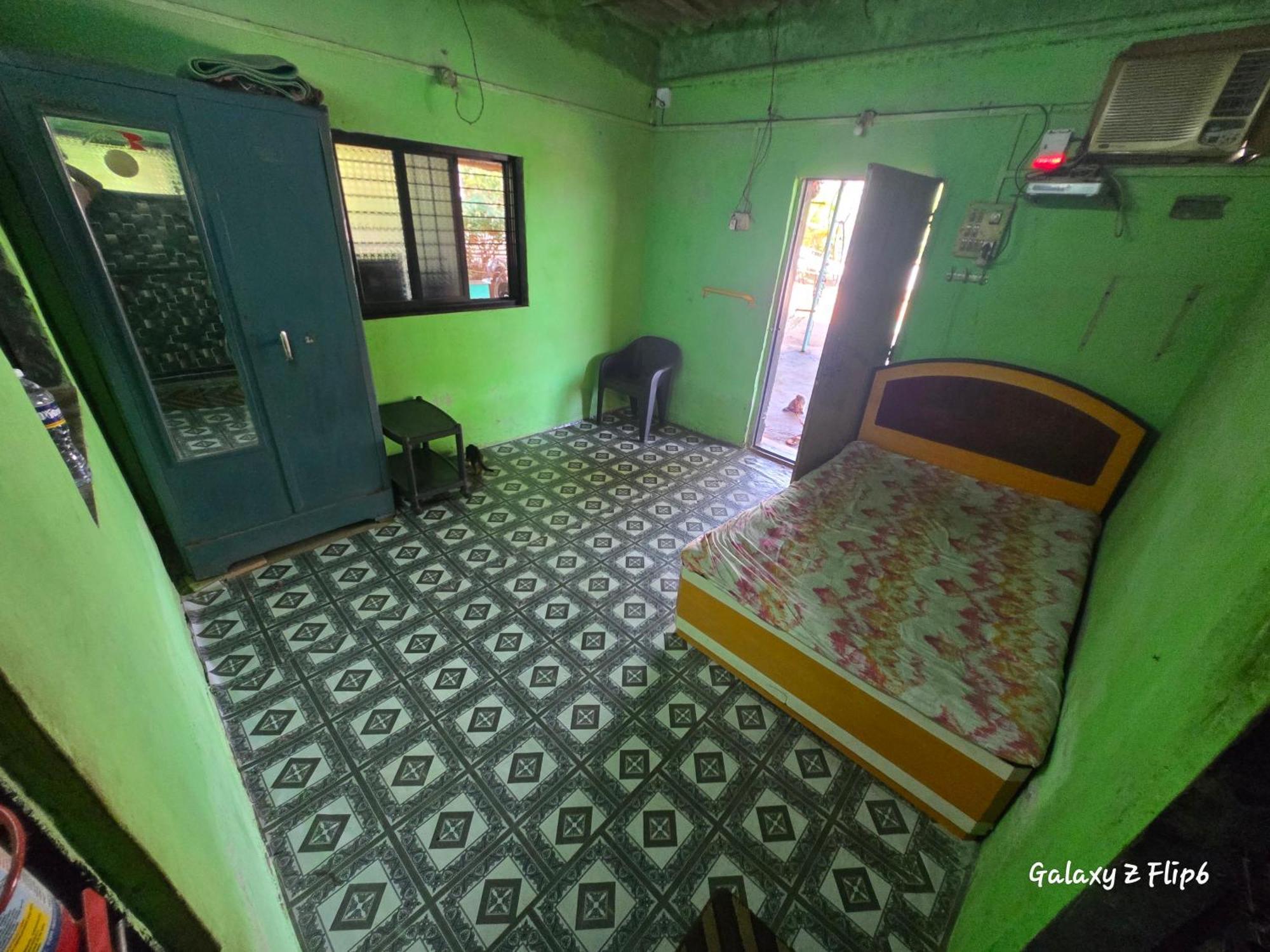 Sea Touch Beach Resort Harihareshwar Стая снимка
